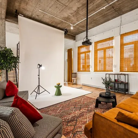 Klassen - Exklusives Loft - Xxl Leinwand - 4 Km Messe, 1,5 Km Hbf דירה *